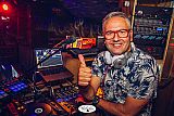 90er und 2000er Party