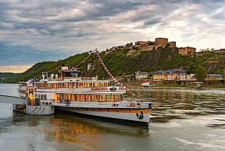 Ganzjährig - Schifffahrt auf dem Rhein
